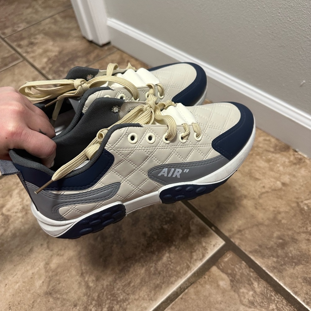 Men’s Sneakers